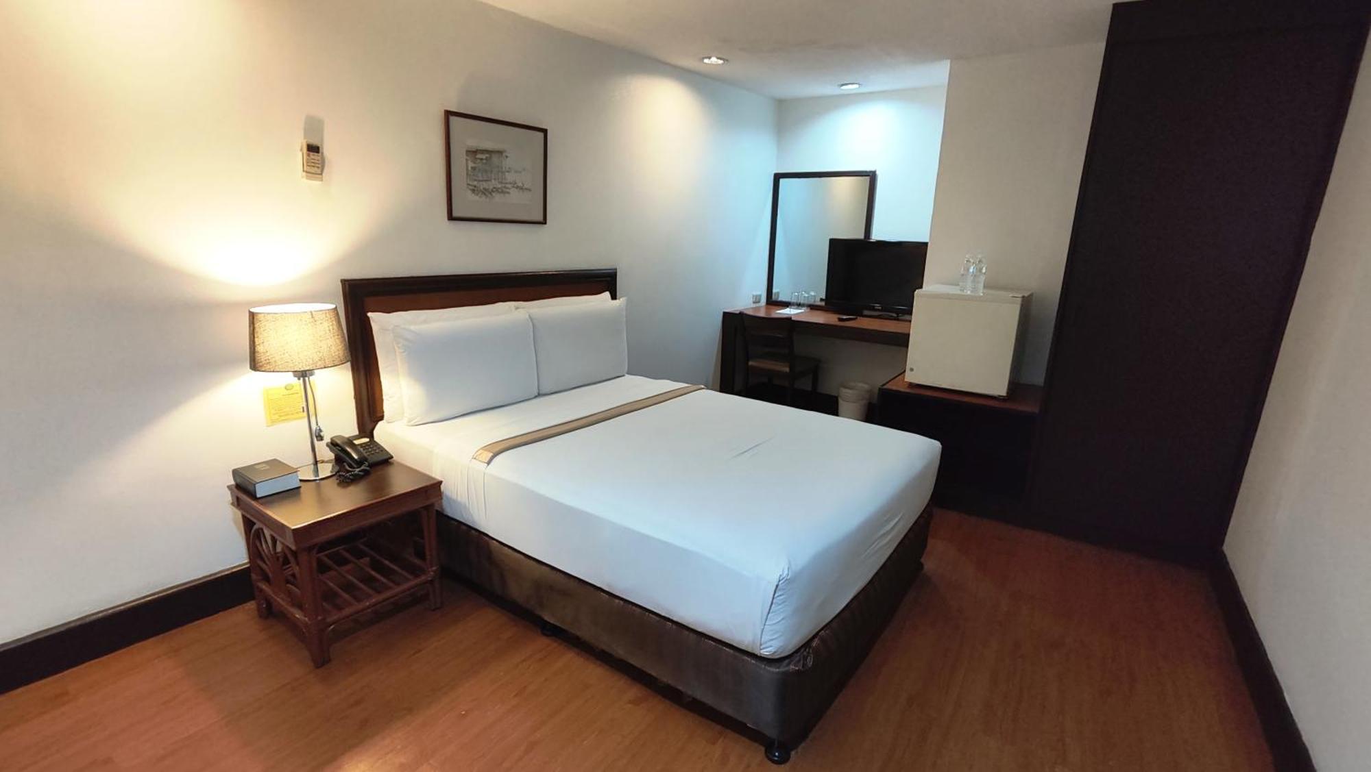 Rajah Park Hotel By Hiverooms Cebu Bagian luar foto