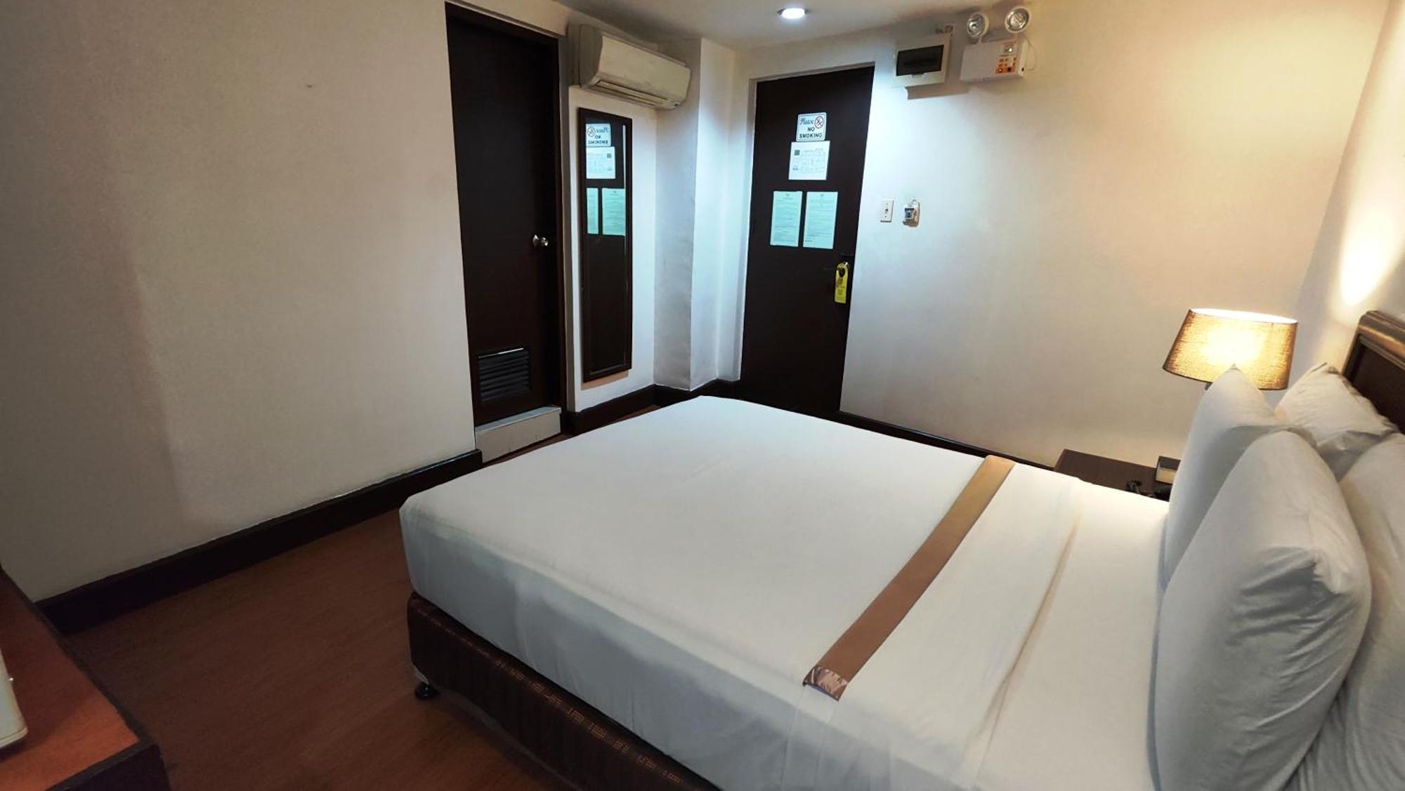 Rajah Park Hotel By Hiverooms Cebu Bagian luar foto