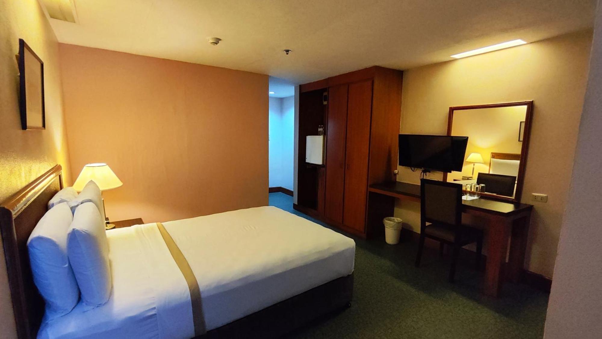 Rajah Park Hotel By Hiverooms Cebu Bagian luar foto