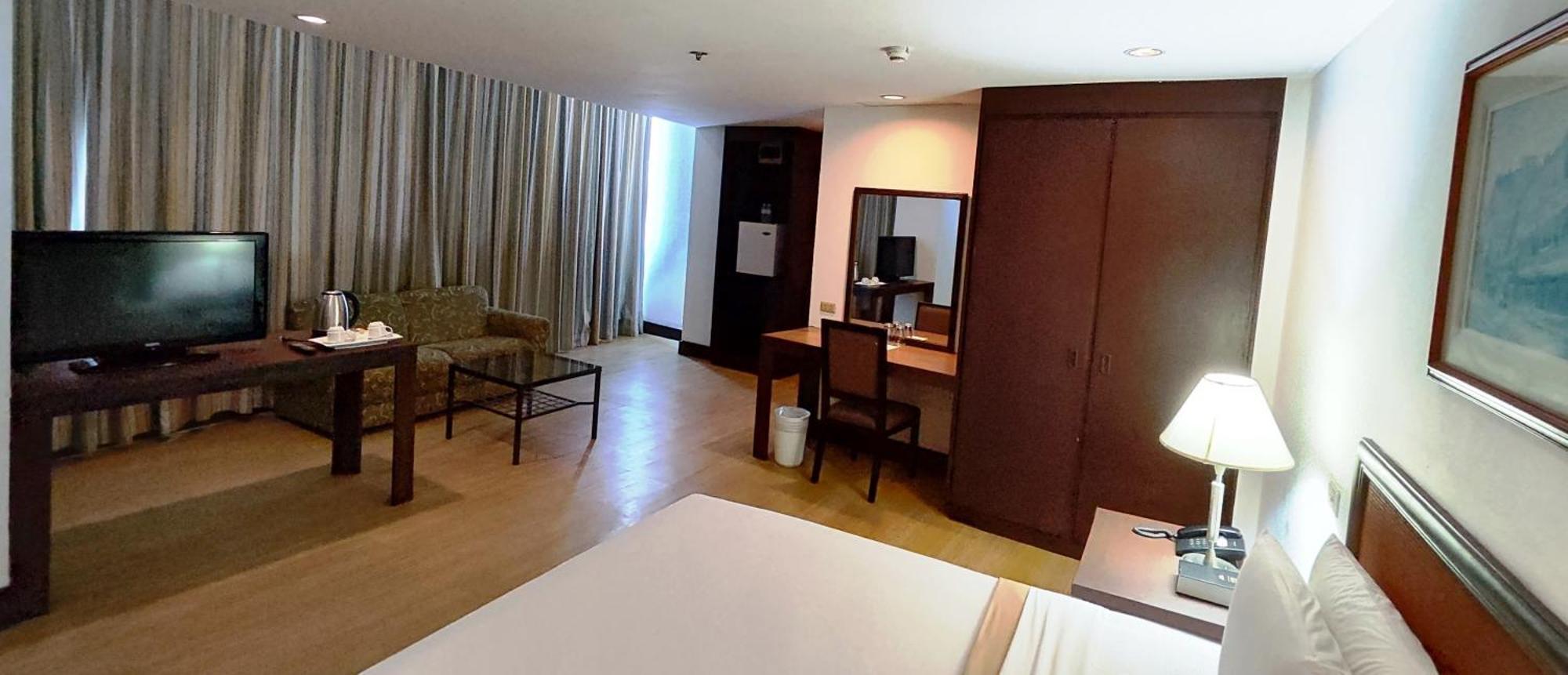 Rajah Park Hotel By Hiverooms Cebu Bagian luar foto