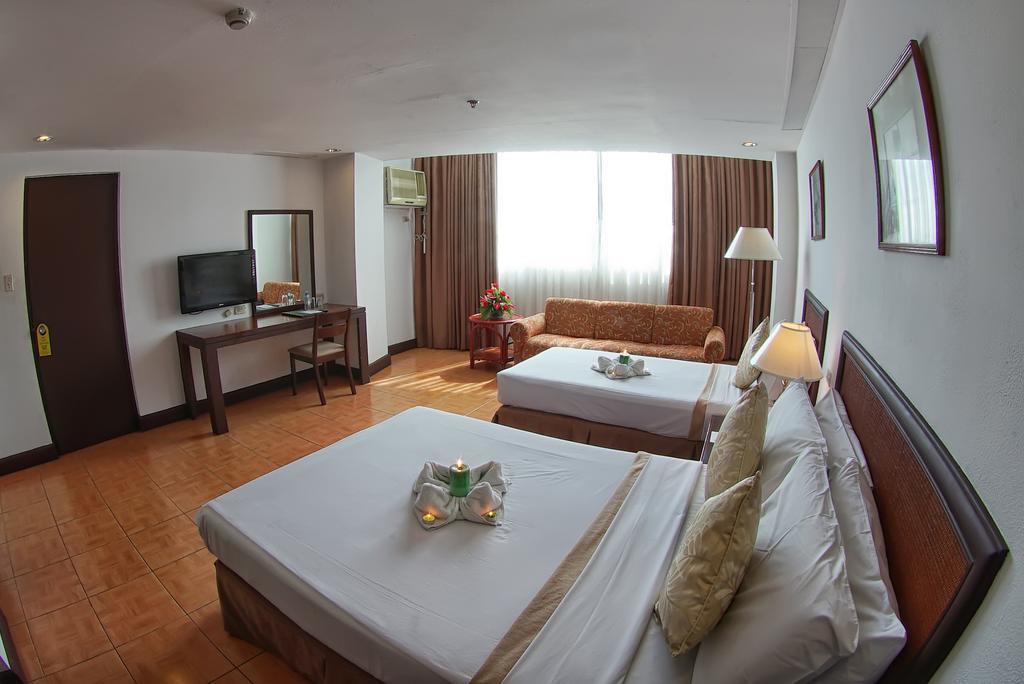 Rajah Park Hotel By Hiverooms Cebu Bagian luar foto